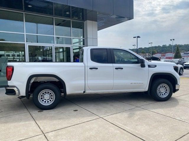 new 2025 GMC Sierra 1500 car, priced at $35,689