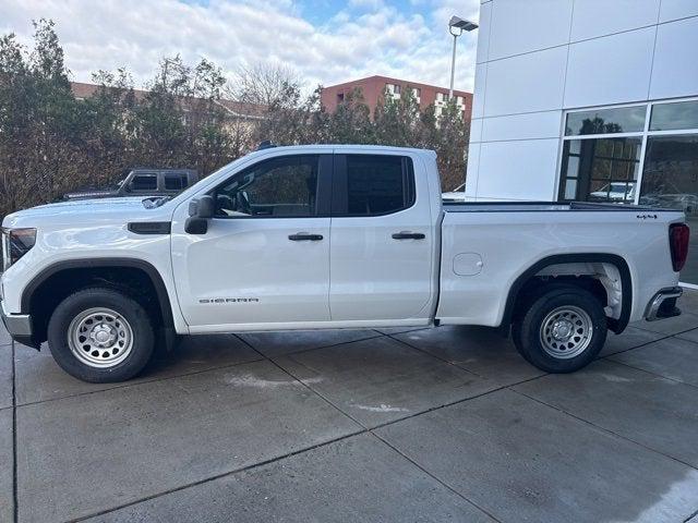 new 2025 GMC Sierra 1500 car, priced at $43,645