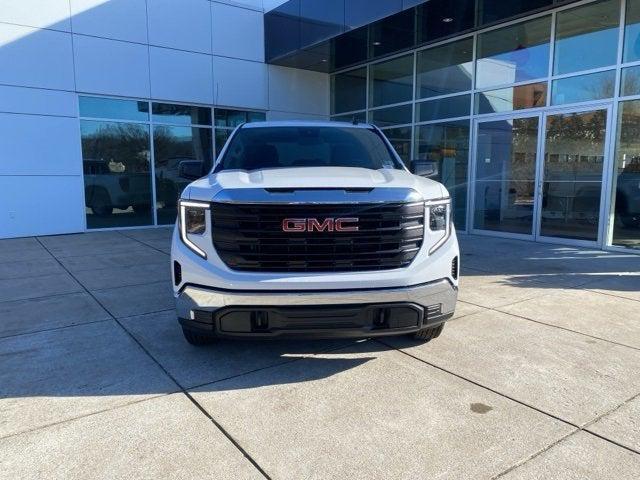 new 2025 GMC Sierra 1500 car, priced at $43,645