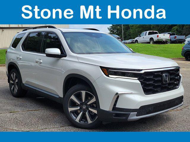 new 2025 Honda Pilot car, priced at $51,150