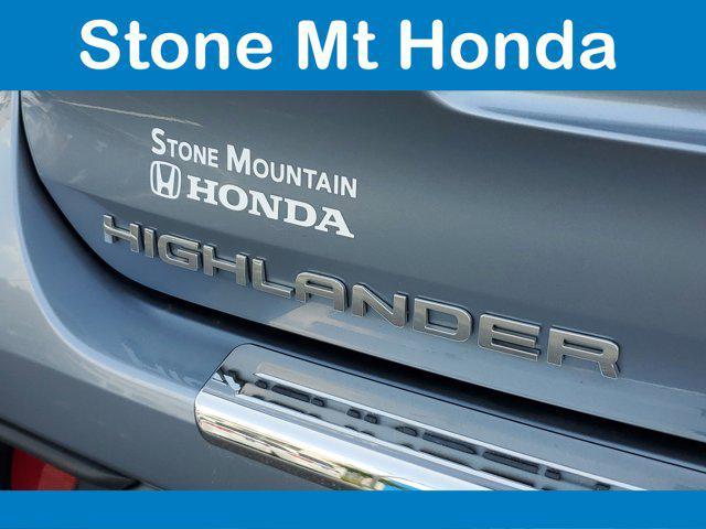 used 2021 Toyota Highlander car, priced at $32,770