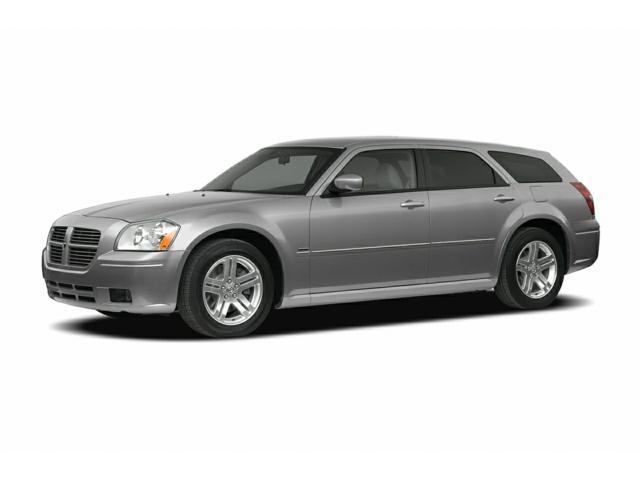 used 2005 Dodge Magnum car, priced at $10,980