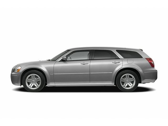 used 2005 Dodge Magnum car, priced at $10,980