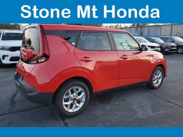 used 2021 Kia Soul car, priced at $17,299