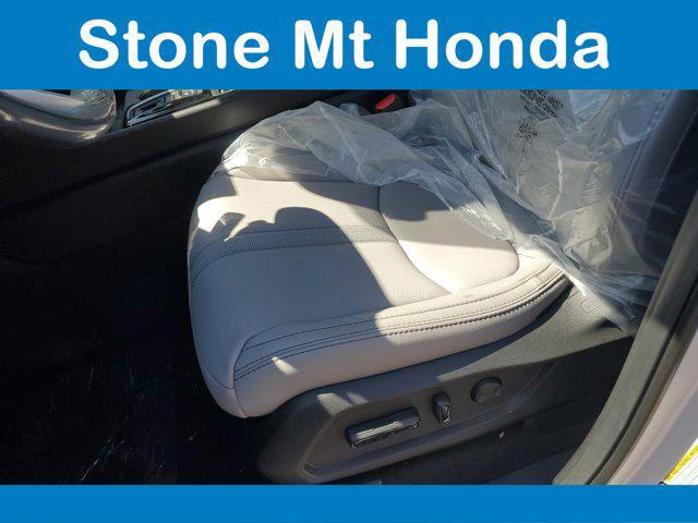 new 2025 Honda Pilot car, priced at $43,272