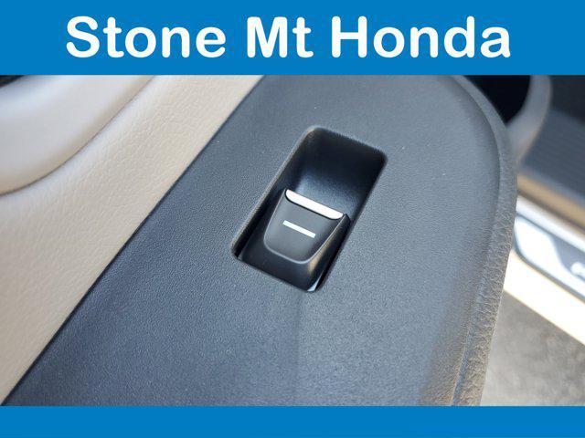 new 2025 Honda Pilot car, priced at $43,272