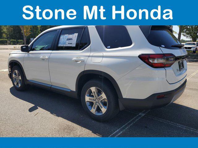 new 2025 Honda Pilot car, priced at $43,272