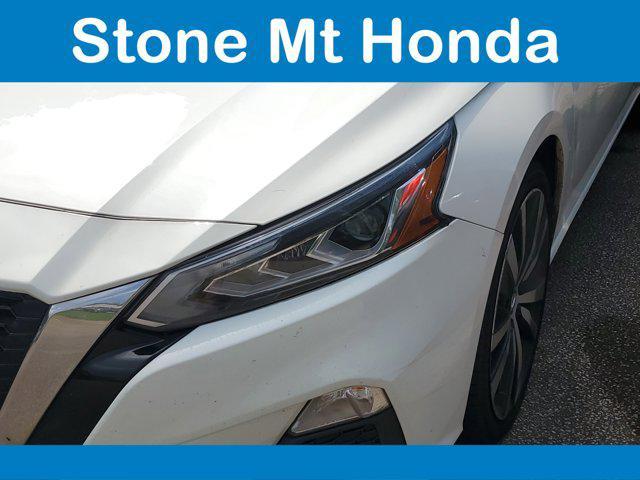 used 2019 Nissan Altima car, priced at $10,000