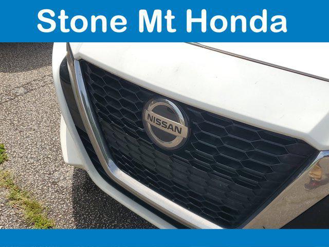 used 2019 Nissan Altima car, priced at $10,000
