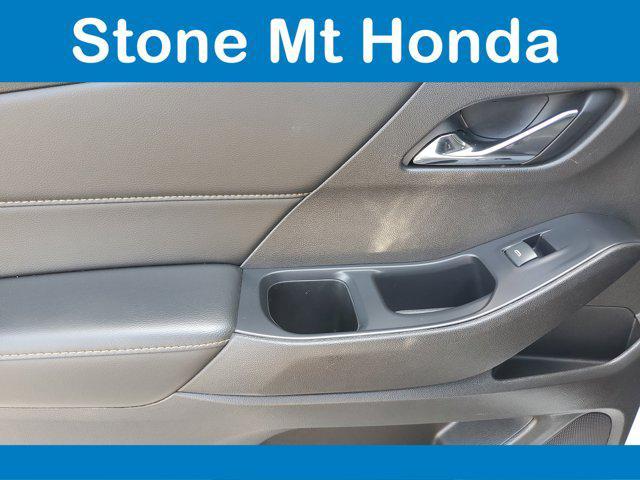 used 2021 Chevrolet Traverse car, priced at $21,014