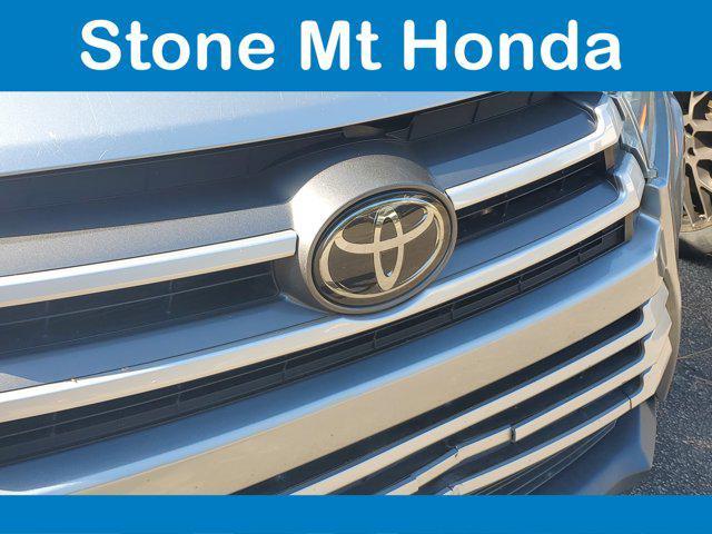 used 2019 Toyota Highlander car, priced at $20,366