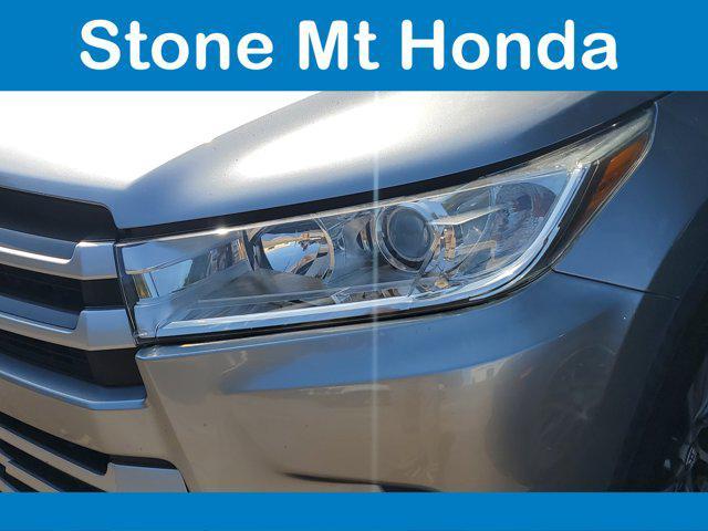 used 2019 Toyota Highlander car, priced at $20,366