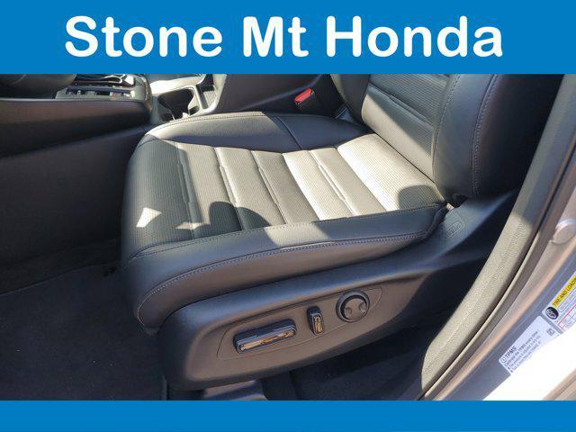 used 2025 Honda CR-V car, priced at $35,509