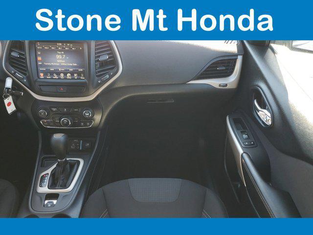 used 2017 Jeep Cherokee car, priced at $5,499