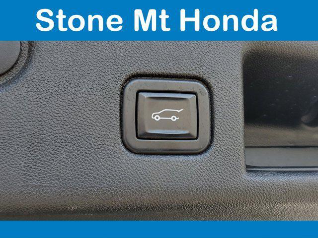 used 2022 Chevrolet Equinox car, priced at $22,031