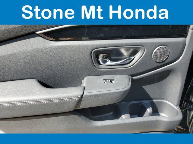 new 2025 Honda Pilot car, priced at $44,950