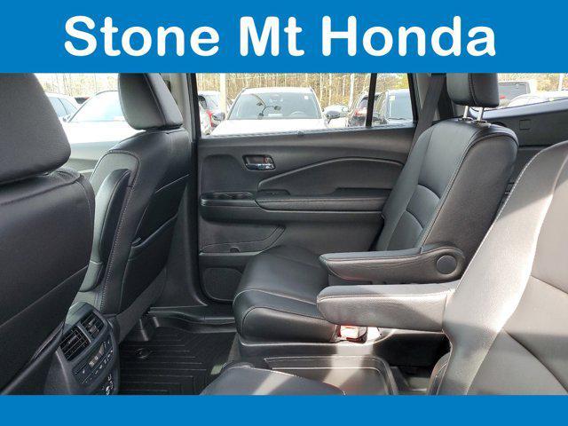 used 2022 Honda Pilot car, priced at $34,999