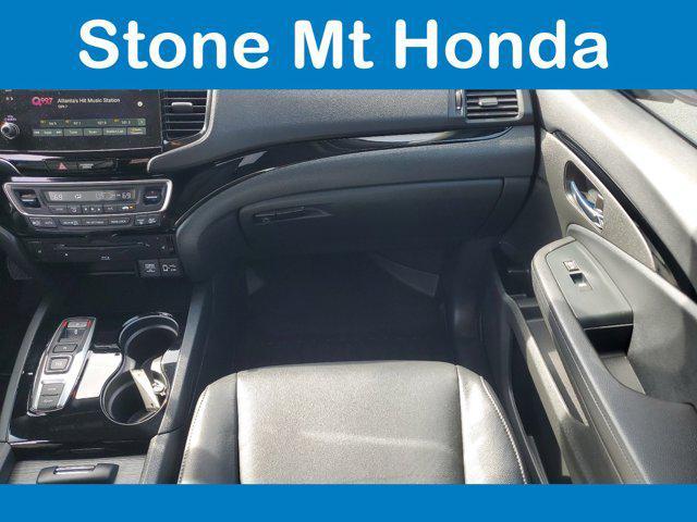 used 2022 Honda Pilot car, priced at $34,999