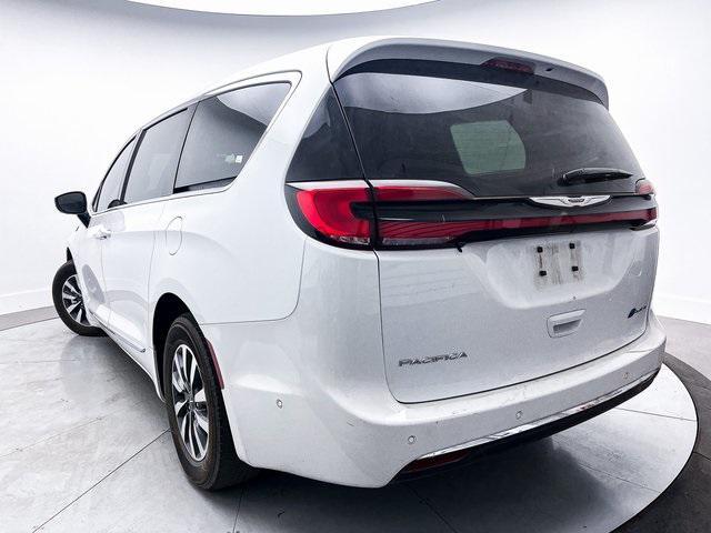 used 2023 Chrysler Pacifica Hybrid car, priced at $32,993