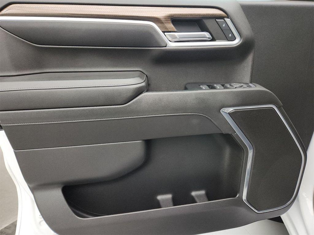 used 2022 Chevrolet Silverado 1500 car, priced at $39,494