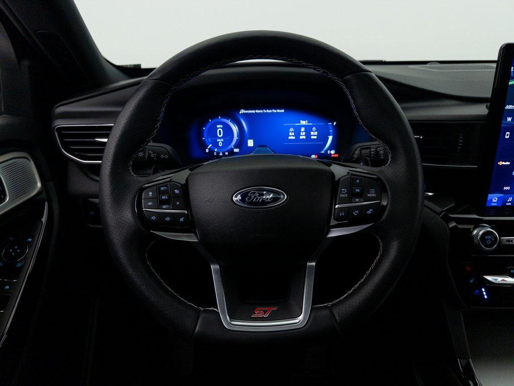 used 2023 Ford Explorer car, priced at $43,392