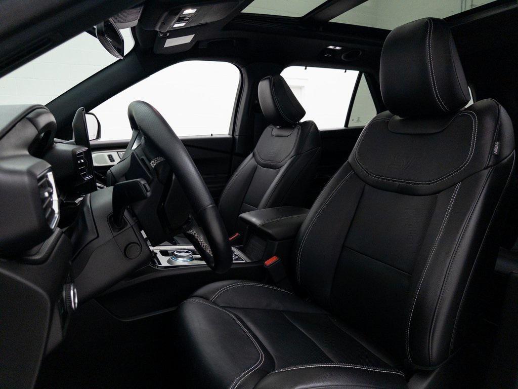 used 2023 Ford Explorer car, priced at $43,392