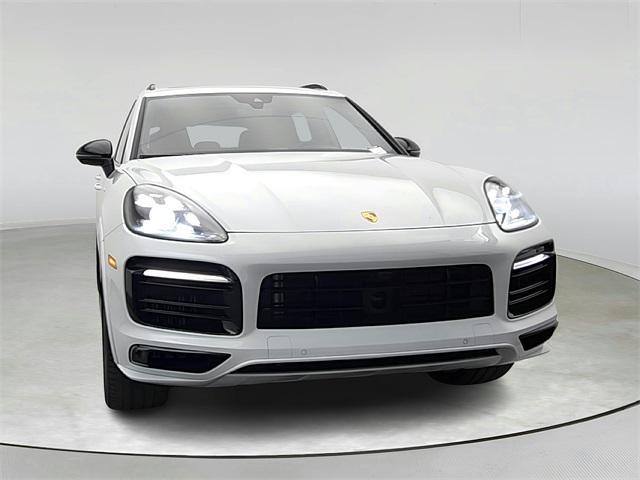 used 2022 Porsche Cayenne car, priced at $77,998