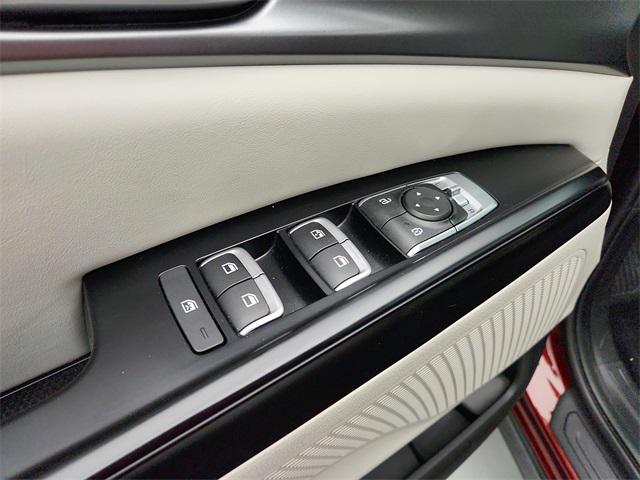 used 2023 Kia Carnival car, priced at $34,991