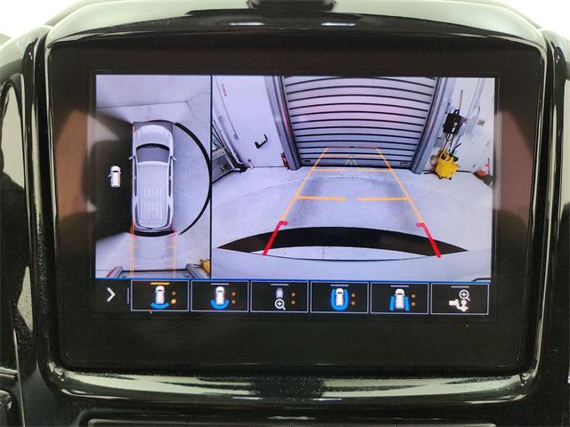 used 2020 Chevrolet Traverse car, priced at $22,995