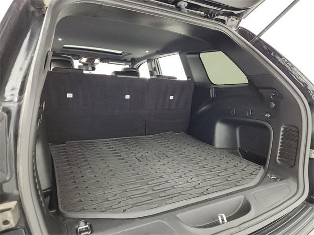 used 2021 Jeep Grand Cherokee car, priced at $28,994