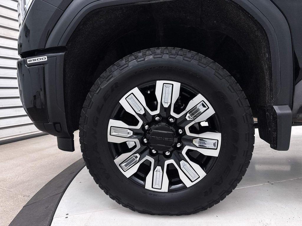 used 2024 GMC Sierra 2500 car, priced at $71,992