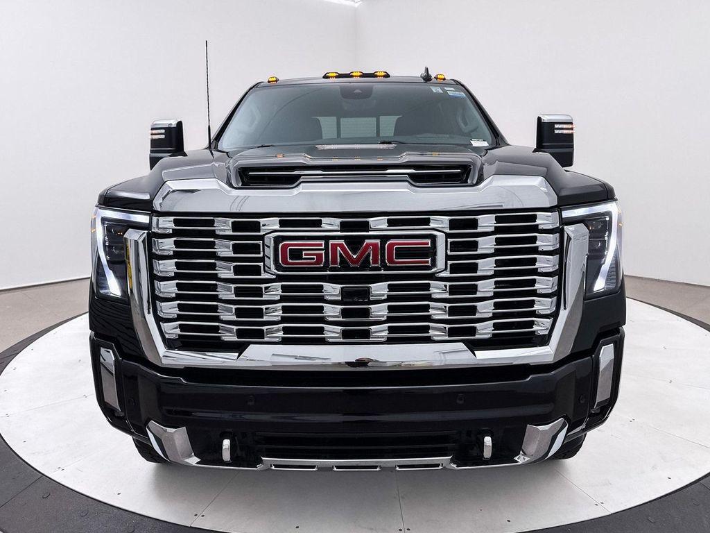 used 2024 GMC Sierra 2500 car, priced at $71,992