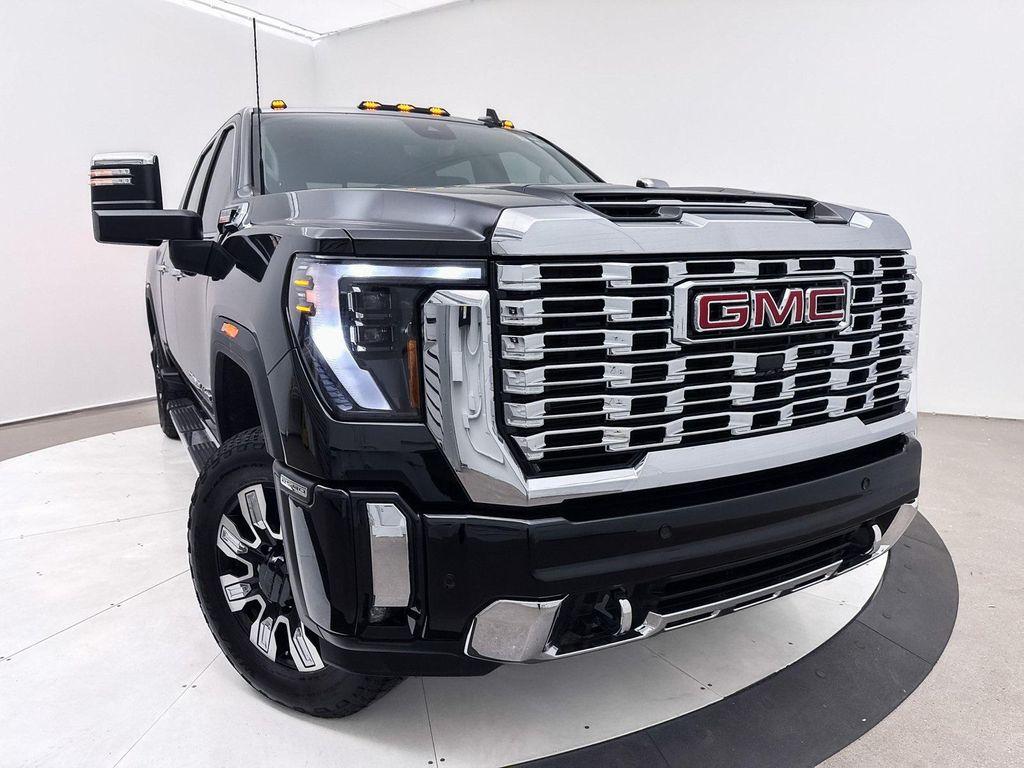 used 2024 GMC Sierra 2500 car, priced at $71,992