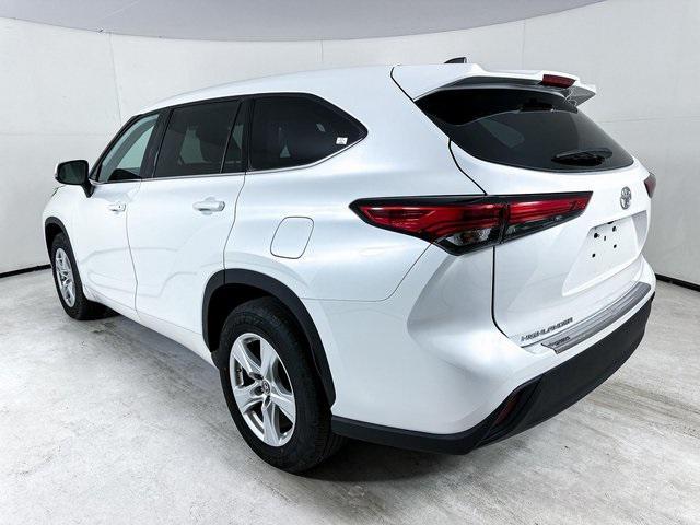 used 2022 Toyota Highlander car, priced at $29,491