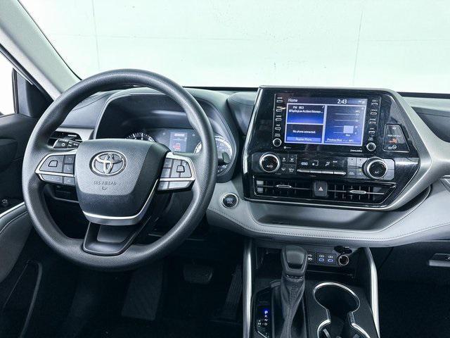 used 2022 Toyota Highlander car, priced at $29,491