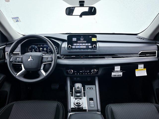 new 2025 Mitsubishi Outlander PHEV car, priced at $37,685
