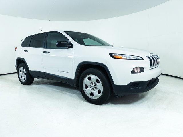 used 2016 Jeep Cherokee car, priced at $10,994