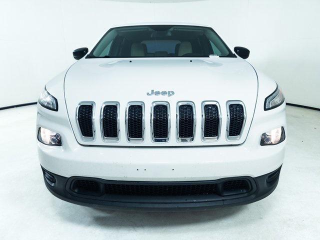 used 2016 Jeep Cherokee car, priced at $10,994