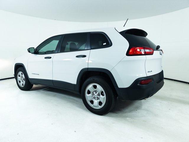 used 2016 Jeep Cherokee car, priced at $10,994