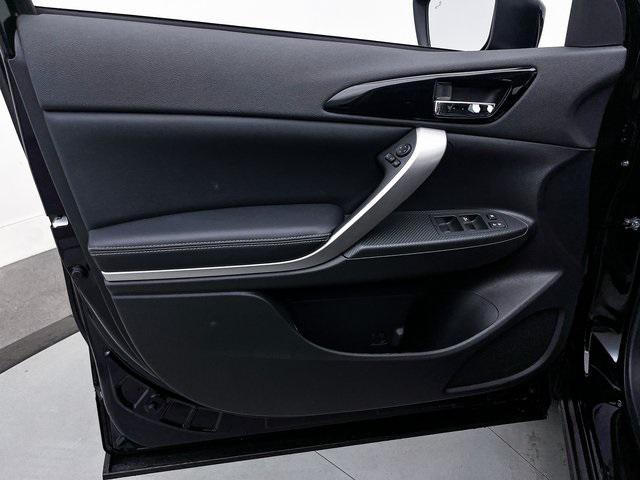 new 2025 Mitsubishi Eclipse Cross car, priced at $29,400