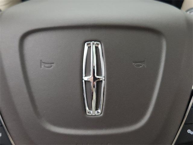 used 2022 Lincoln Nautilus car, priced at $35,894