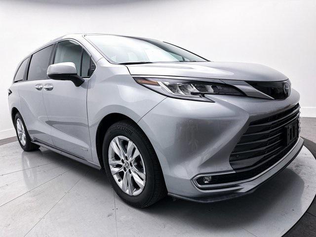 used 2021 Toyota Sienna car, priced at $42,993