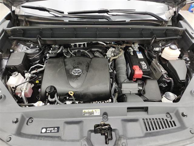 used 2021 Toyota Highlander car, priced at $32,494