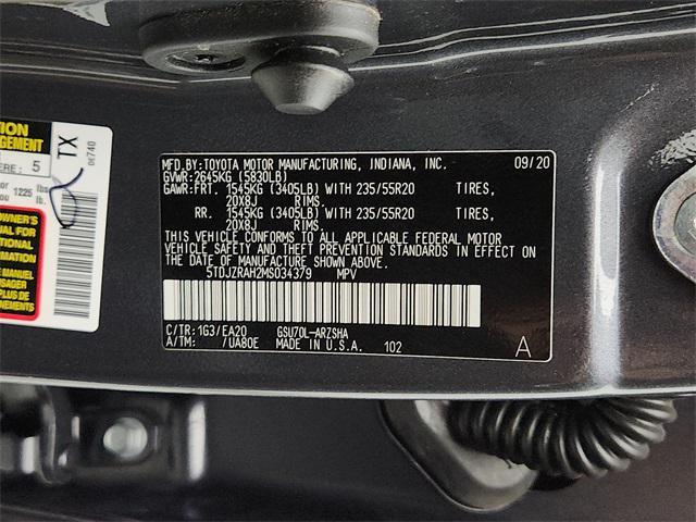used 2021 Toyota Highlander car, priced at $32,494