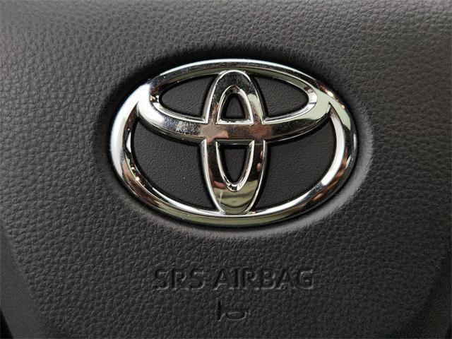 used 2021 Toyota Highlander car, priced at $32,494