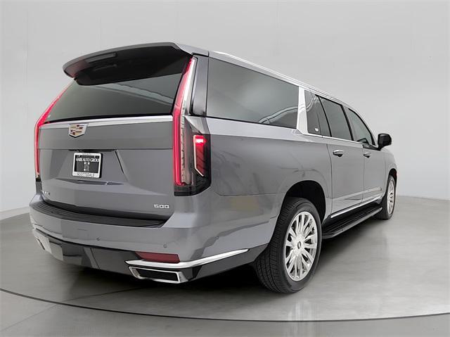used 2022 Cadillac Escalade ESV car, priced at $69,996