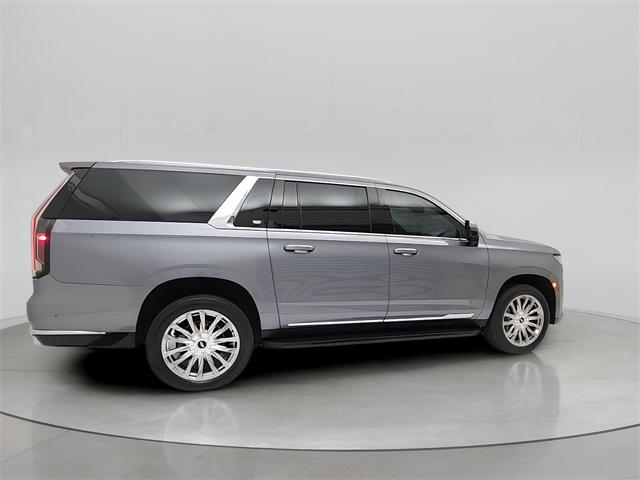 used 2022 Cadillac Escalade ESV car, priced at $69,996