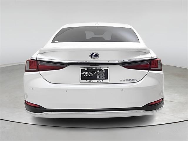 used 2022 Lexus ES 300h car, priced at $33,500