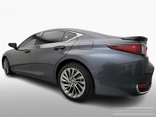 used 2024 Lexus ES 300h car, priced at $45,990