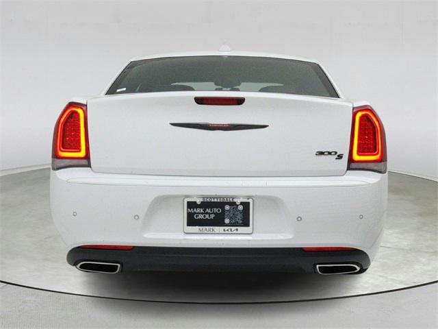 used 2022 Chrysler 300 car, priced at $26,991